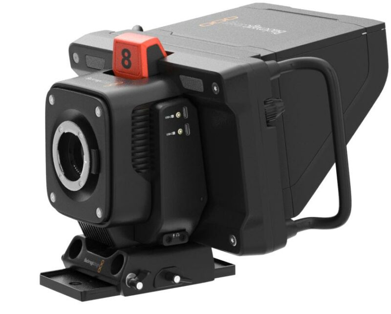 Lloguer Càmera Blackmagic Studio 4K Pro + òptica + controls zoom i focus externs